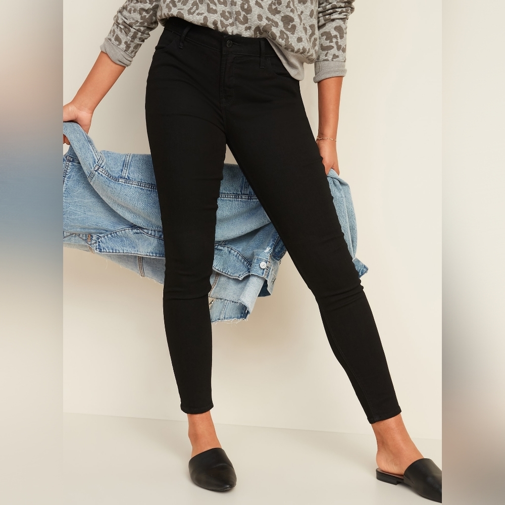 Old Navy Midrise Black Rockstar Super Skinny Jeans